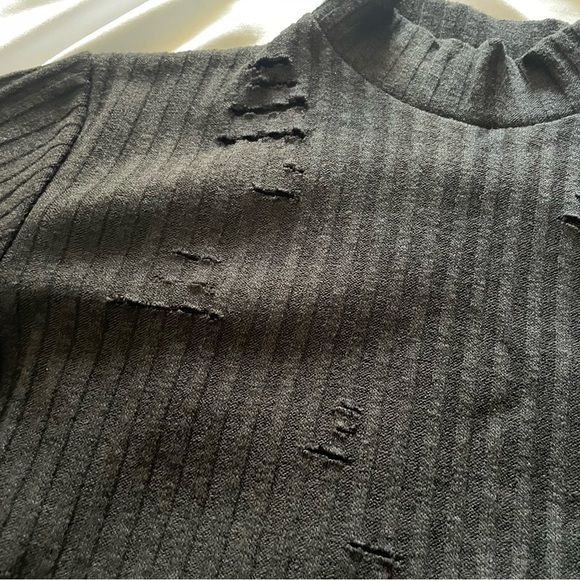 ReVamped Distressed Cropped Highneck Longsleeve - Picture 2 of 4